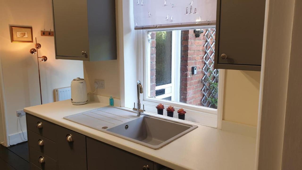 Beautiful Garden Apartment In Leafy St Leonards 5 Mins To Beach Εξωτερικό φωτογραφία